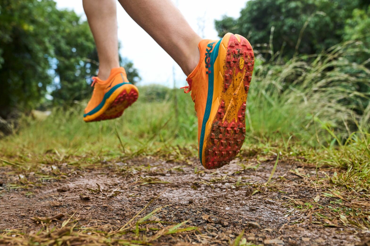 HOKA TECTON X: test de la chaussure de trail à plaque carbone